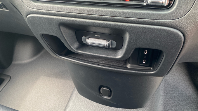 Mercedes-Benz Vito L2 Diesel Rwd 116CDI Select Van 9G-Tronic - Image 35